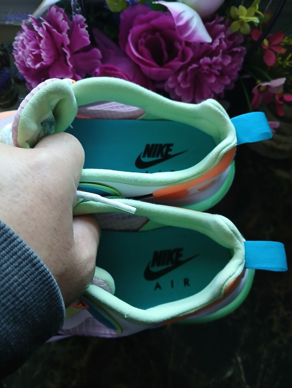 Nike AirMax 270 React SE Comfort/Athletic Lifestyle Shoes Size 8.5 for Women - Picture 14 of 14